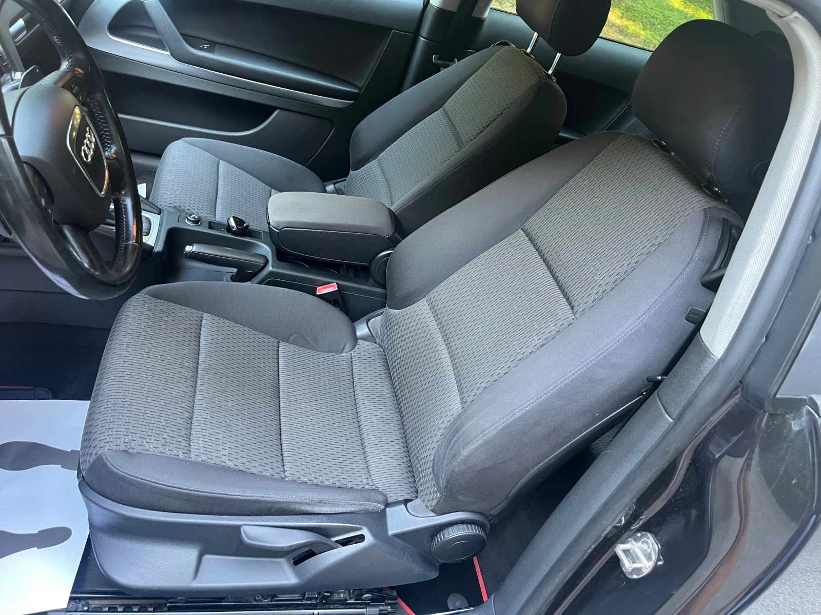 Audi A3 Регистриран* Обслужен, снимка 10 - Автомобили и джипове - 55010569