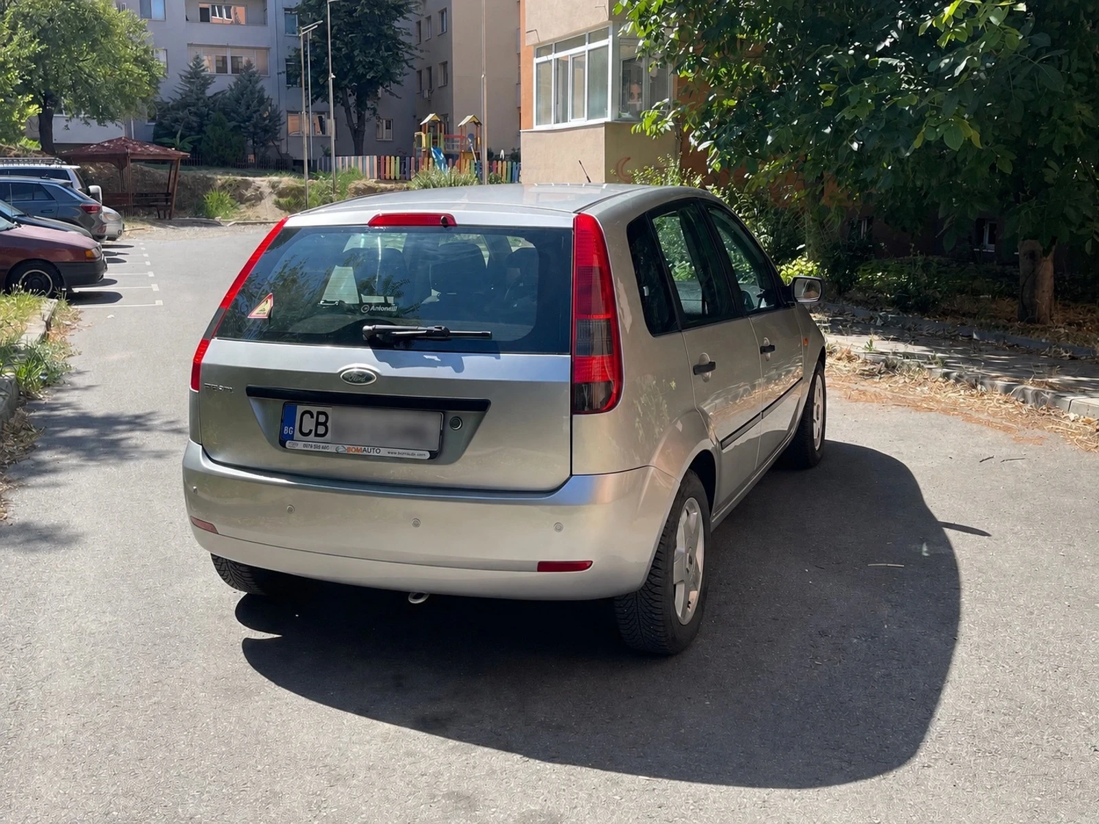 Ford Fiesta 1.25 CLIMA, снимка 7 - Автомобили и джипове - 55493336