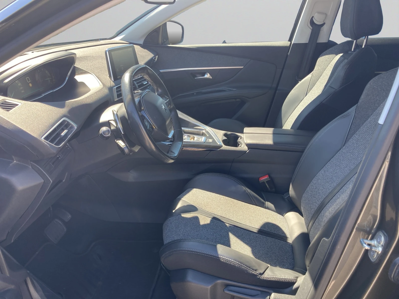 Peugeot 3008 NEW ALLURE 1.6 e-HDi 120 EAT6, снимка 9 - Автомобили и джипове - 55725192