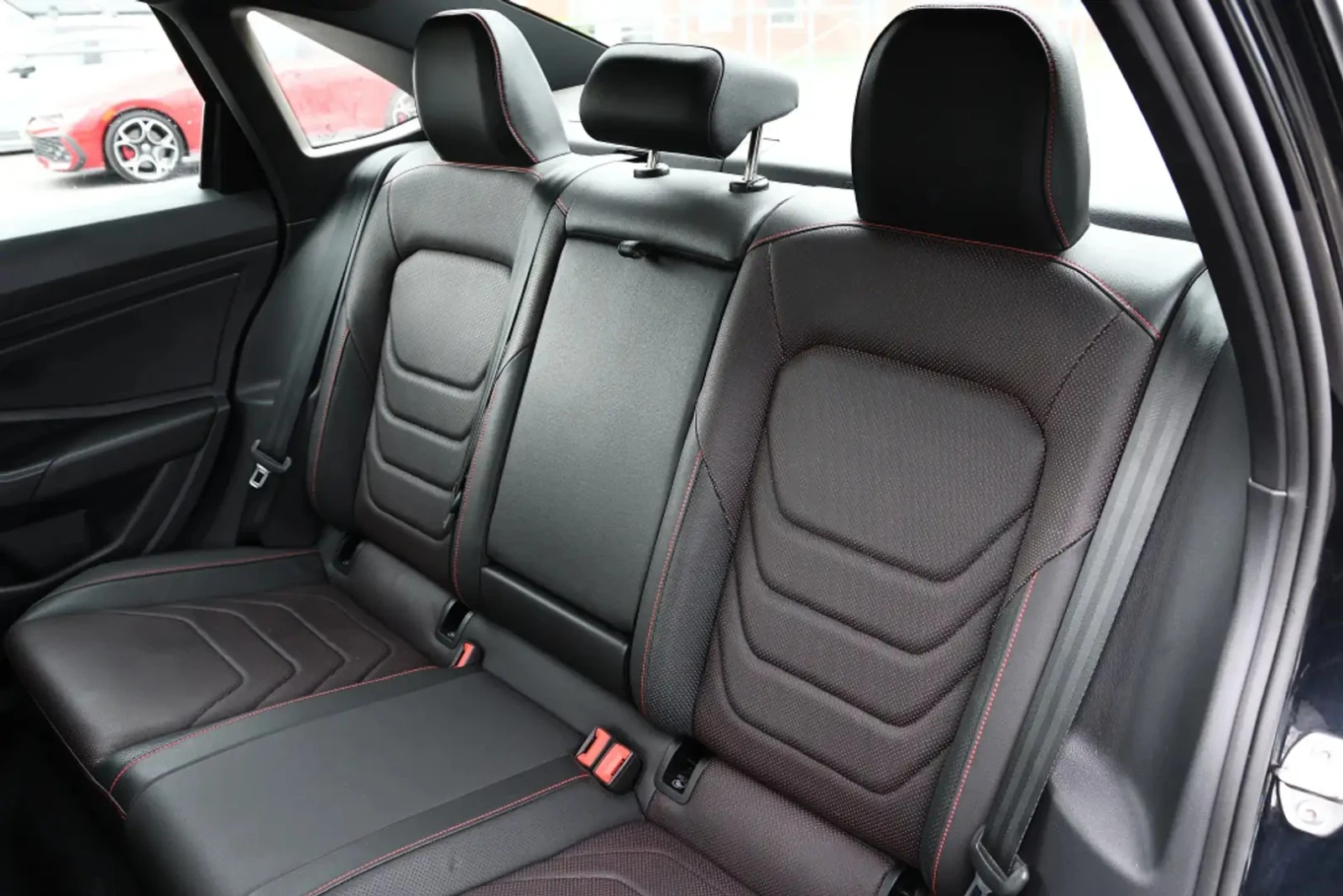 VW Jetta GLI AUTOBAHN ���� �� �������� ���������� | Mobile.bg � ����������� 15