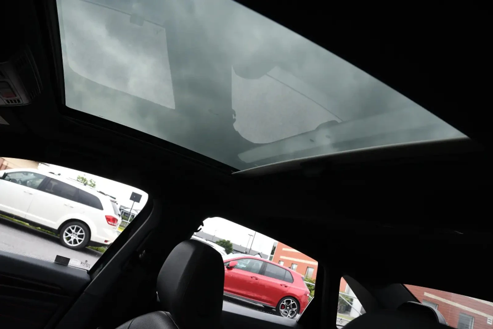VW Jetta GLI AUTOBAHN ���� �� �������� ���������� | Mobile.bg � ����������� 17
