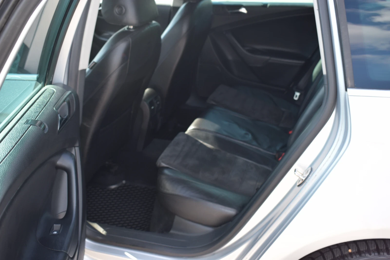 VW Passat 2.0 TDI CR, снимка 10 - Автомобили и джипове - 55833813