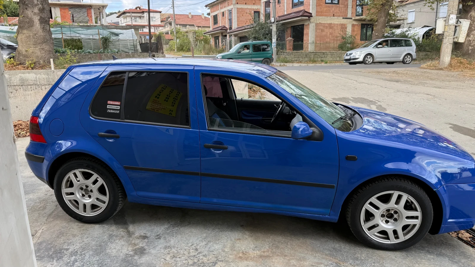 VW Golf 1.9tdi 101кс, снимка 4 - Автомобили и джипове - 56074692