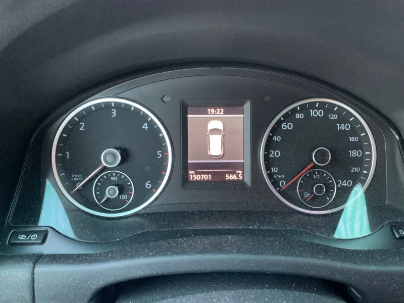 VW Tiguan R line, снимка 8 - Автомобили и джипове - 53168594