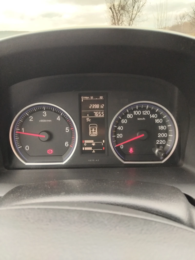 Honda Cr-v 2.2CDTI 4X4 Обслужен , снимка 11 - Автомобили и джипове - 53499910