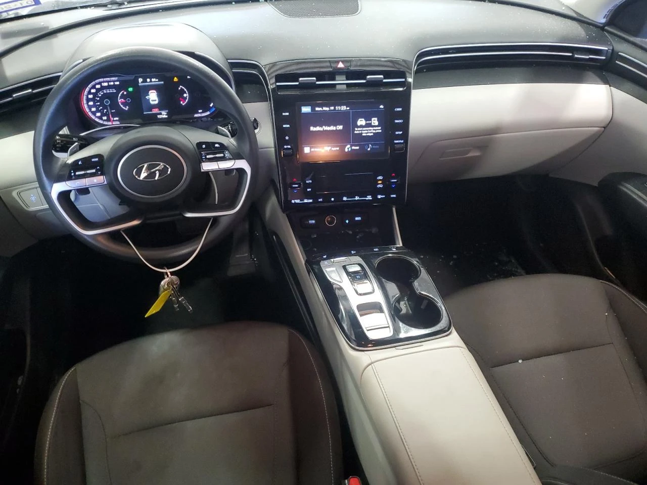 Hyundai Tucson BLUE HYBRID ПОДГРЕВИ - изображение 8
