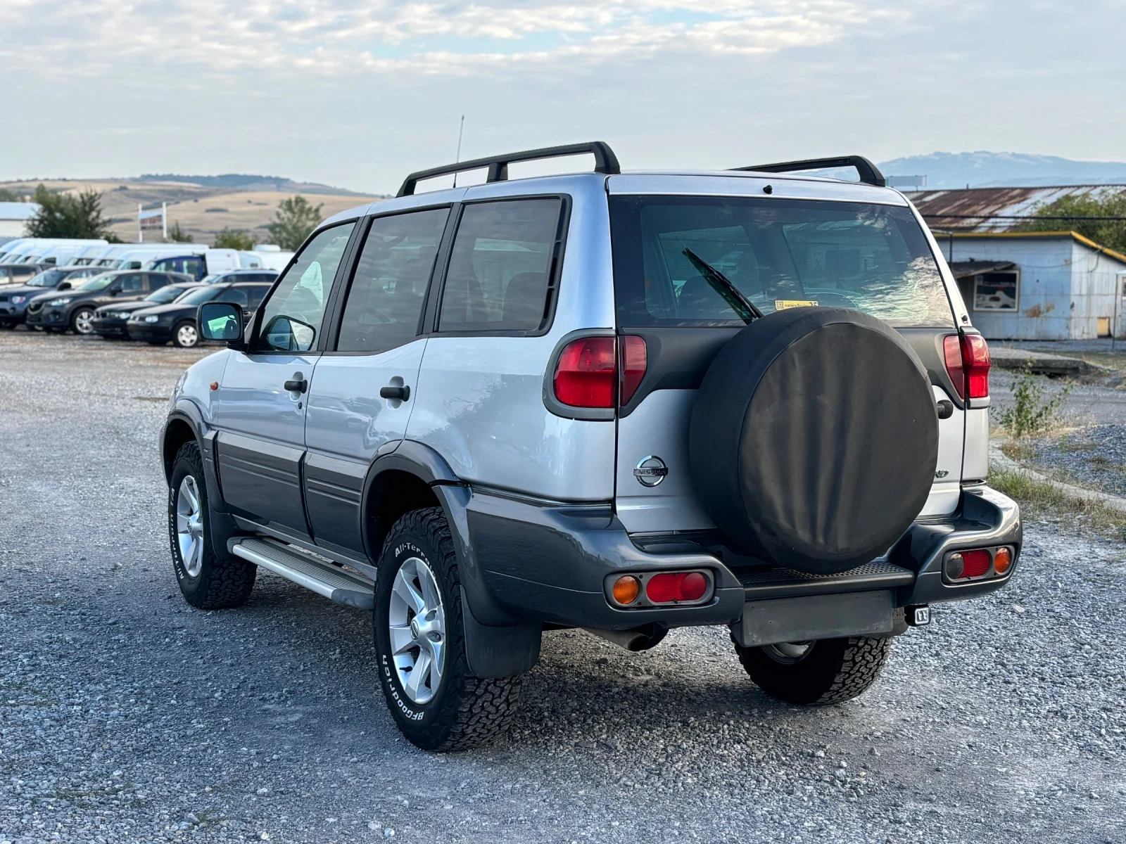 Nissan Terrano 3.0TDI - изображение 5