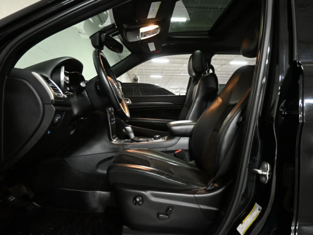 Jeep Grand cherokee * АВТО КРЕДИТ* ЦЕНА ДО БГ * СЕРВИЗНА ИСТОРИЯ *  - изображение 9