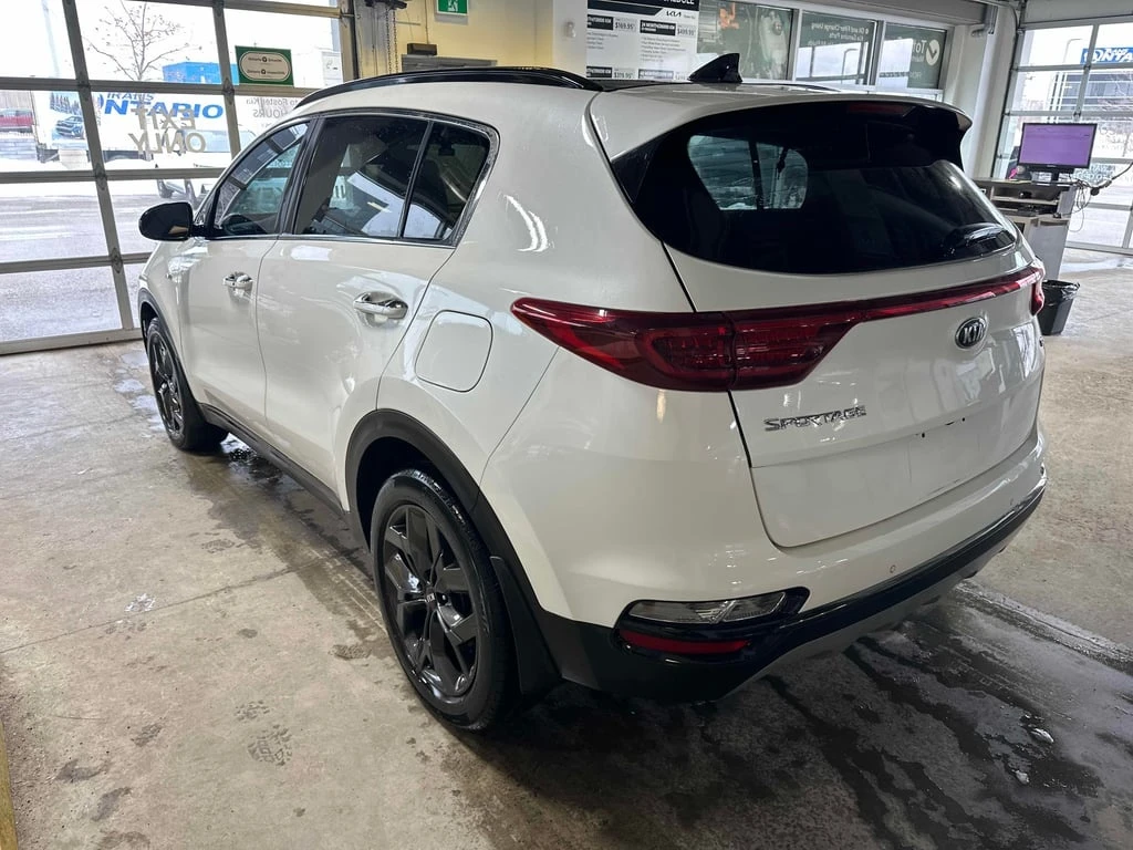 Kia Sportage * EX Premium S AWD * Шибидах * 2 Ключа * Carfax - изображение 3