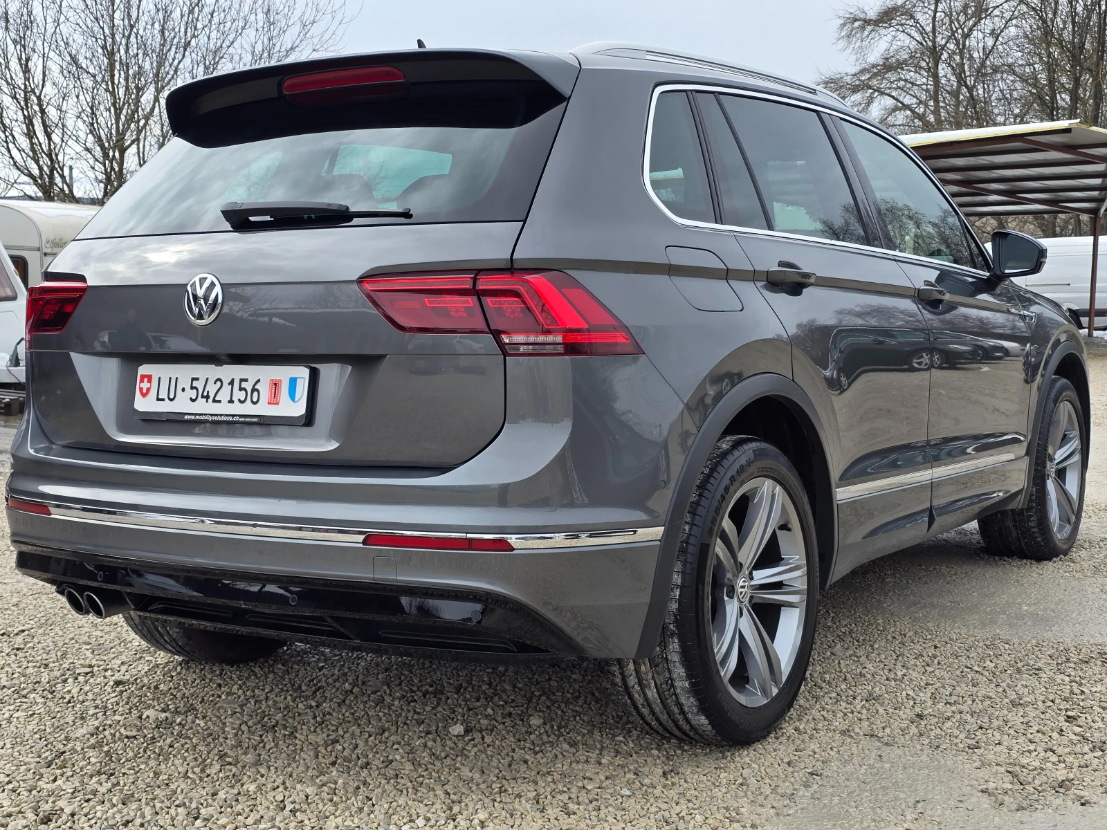 VW Tiguan 2.0 4x4/R-Line/DISTRONIC/FULL/��������� | Mobile.bg � ����������� 8