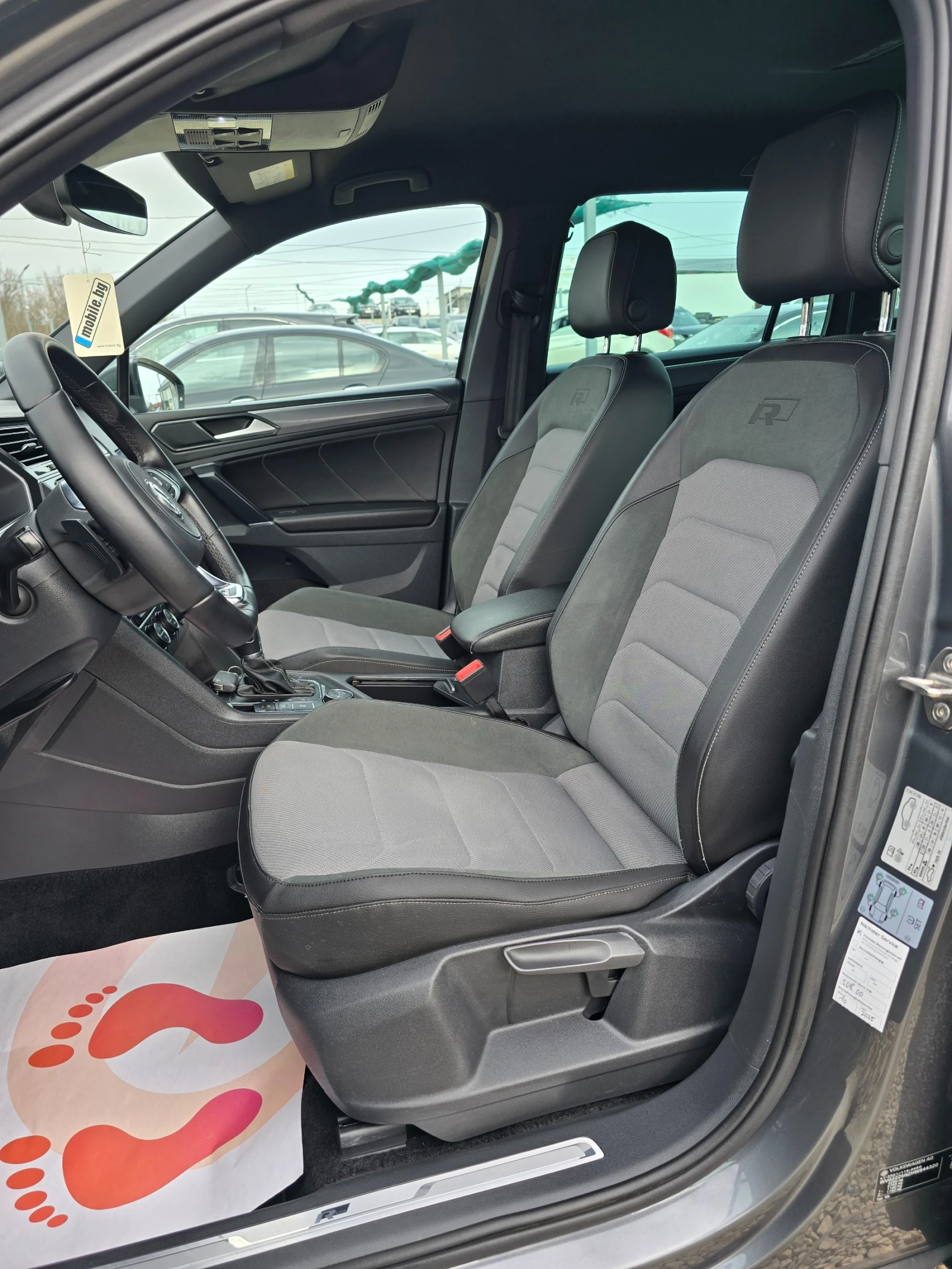 VW Tiguan 2.0 4x4/R-Line/DISTRONIC/FULL/��������� | Mobile.bg � ����������� 10