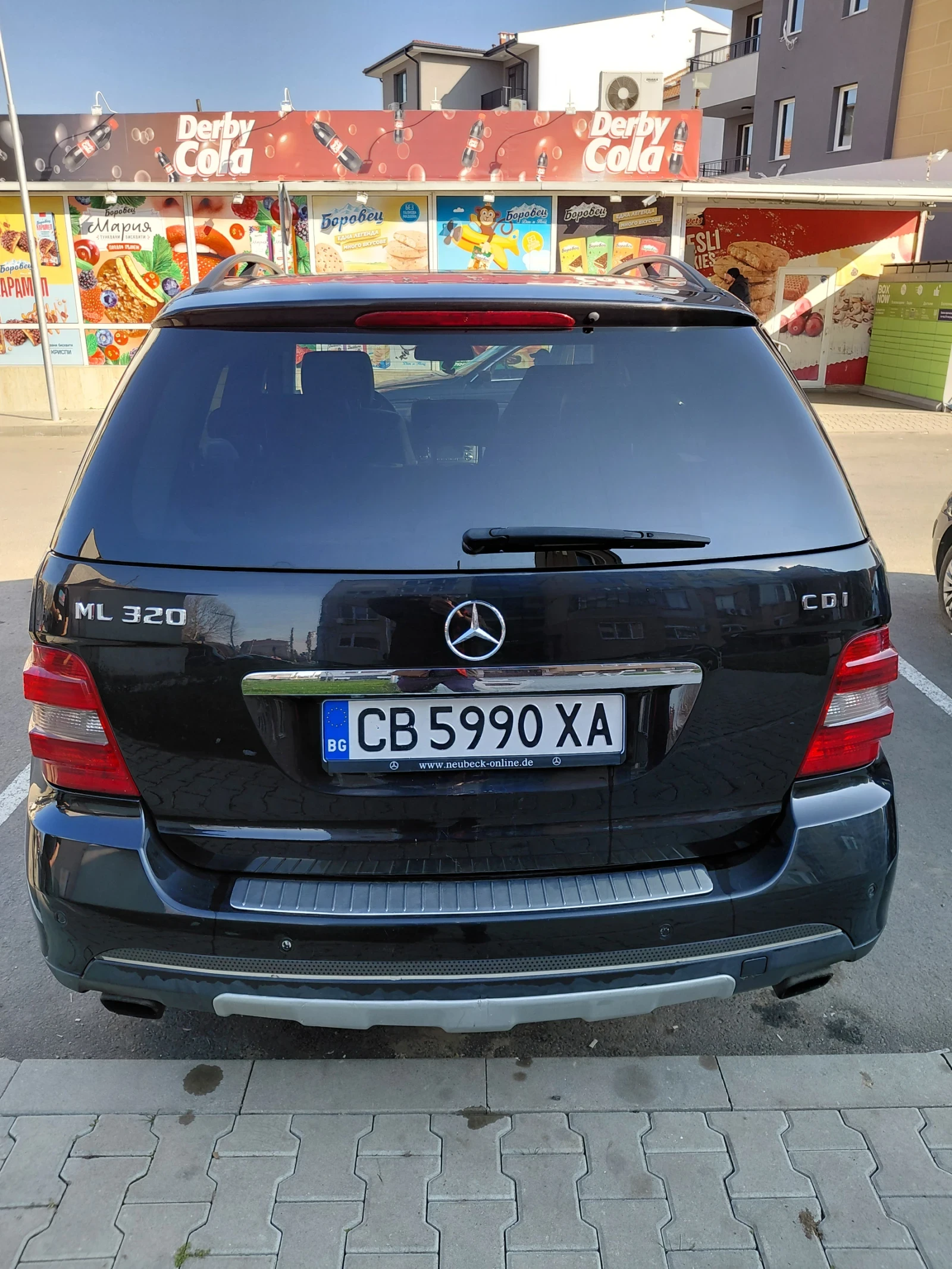 Mercedes-Benz ML 320, снимка 4 - Автомобили и джипове - 53716609