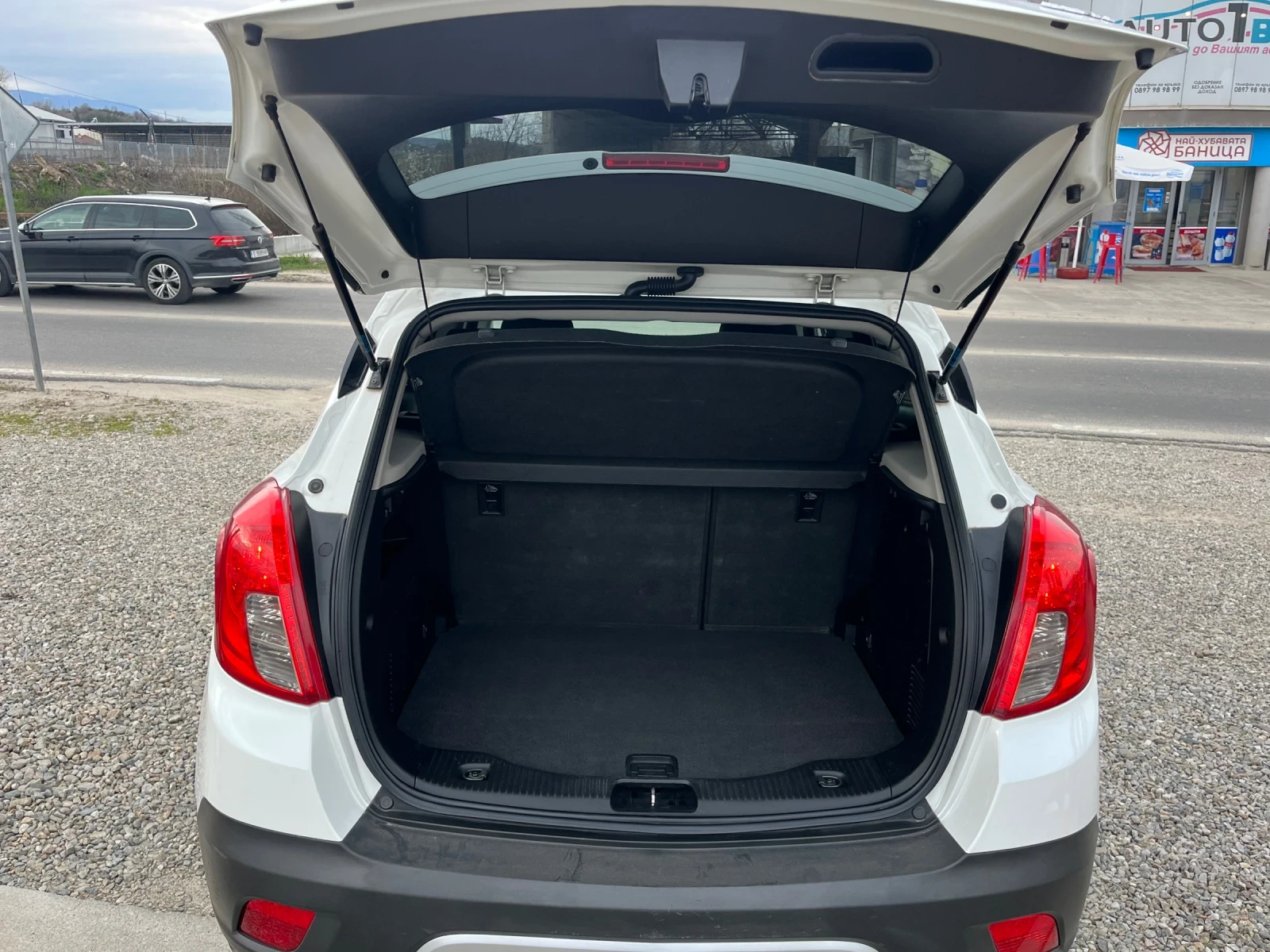 Opel Mokka 1.7CDTI.Avtomatik.Top.Собствен лизинг!!!!, снимка 16 - Автомобили и джипове - 53916972