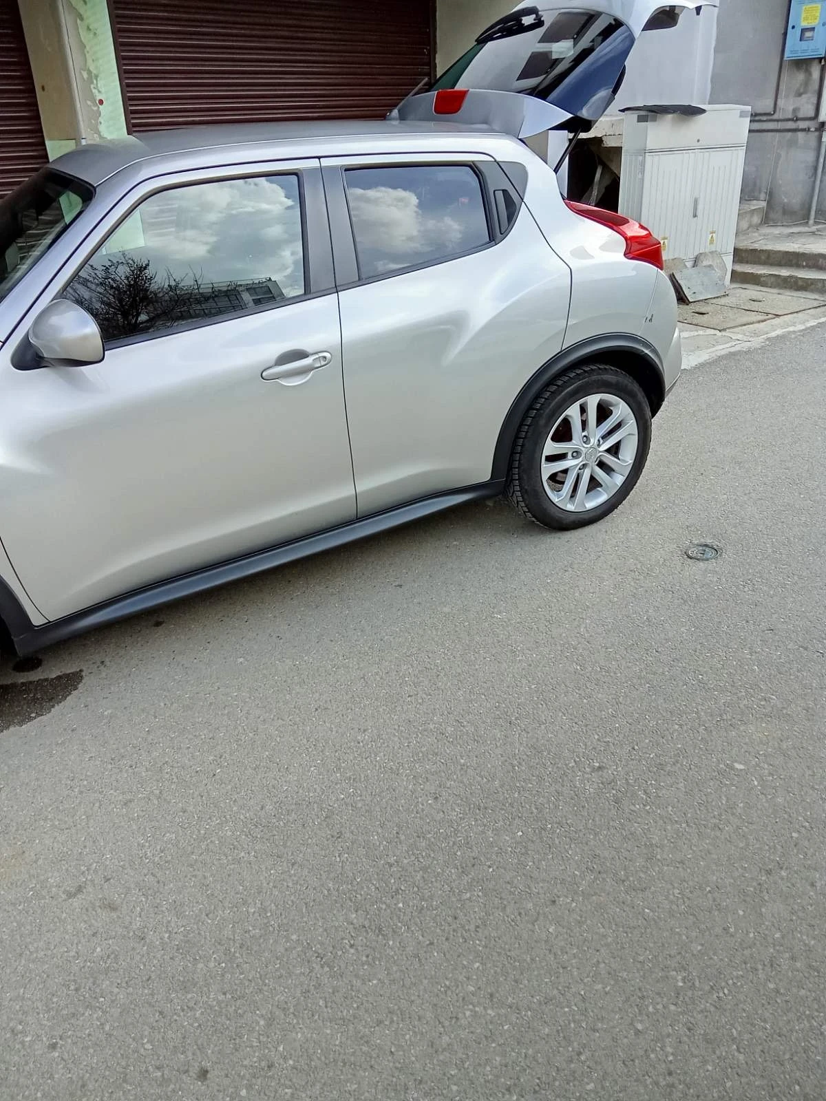 Nissan Juke, снимка 5 - Автомобили и джипове - 53977157