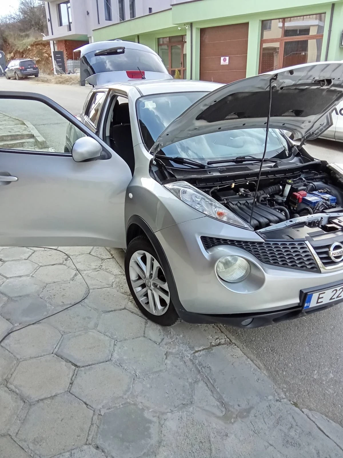 Nissan Juke, снимка 2 - Автомобили и джипове - 53977157