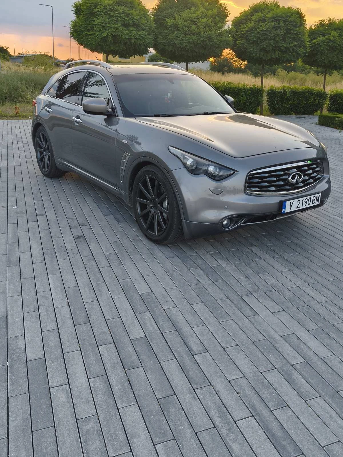 Infiniti Fx 37 3.7 S Europe 360 camera, снимка 5 - Автомобили и джипове - 54991119