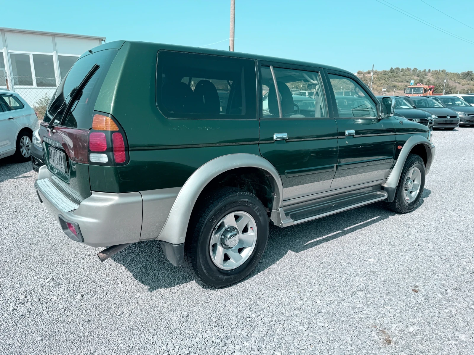 Mitsubishi Pajero sport 2.5 D, снимка 3 - Автомобили и джипове - 55886185