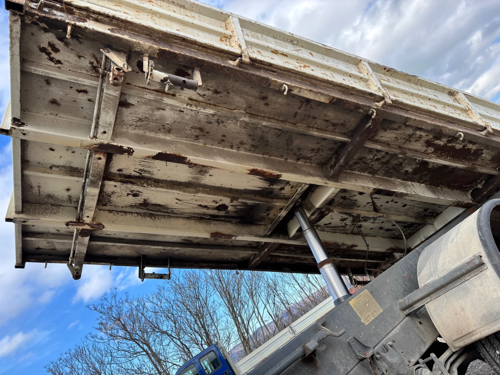 Nissan Capstar ATLEON - изображение 7