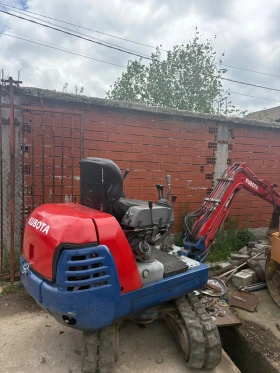 Багер Kubota, снимка 2
