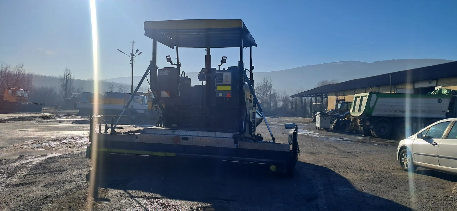 Асфалтополагаща машина Друга марка TITAN 7820 - изображение 4