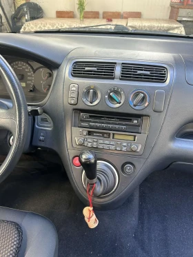 Honda Civic 1.4 Бензин, снимка 10