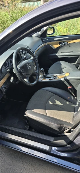 Mercedes-Benz E 220 Avantgarde, снимка 16