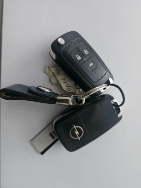 Opel Insignia 2.0CDTI 4X4 NAVI KOJA - 7850 лв. / 4013.64 € - 60526352 17