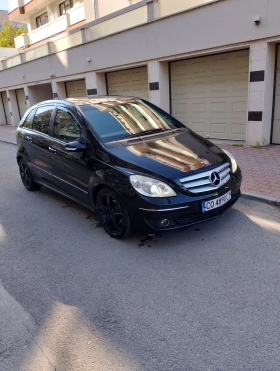 Mercedes-Benz B 200 