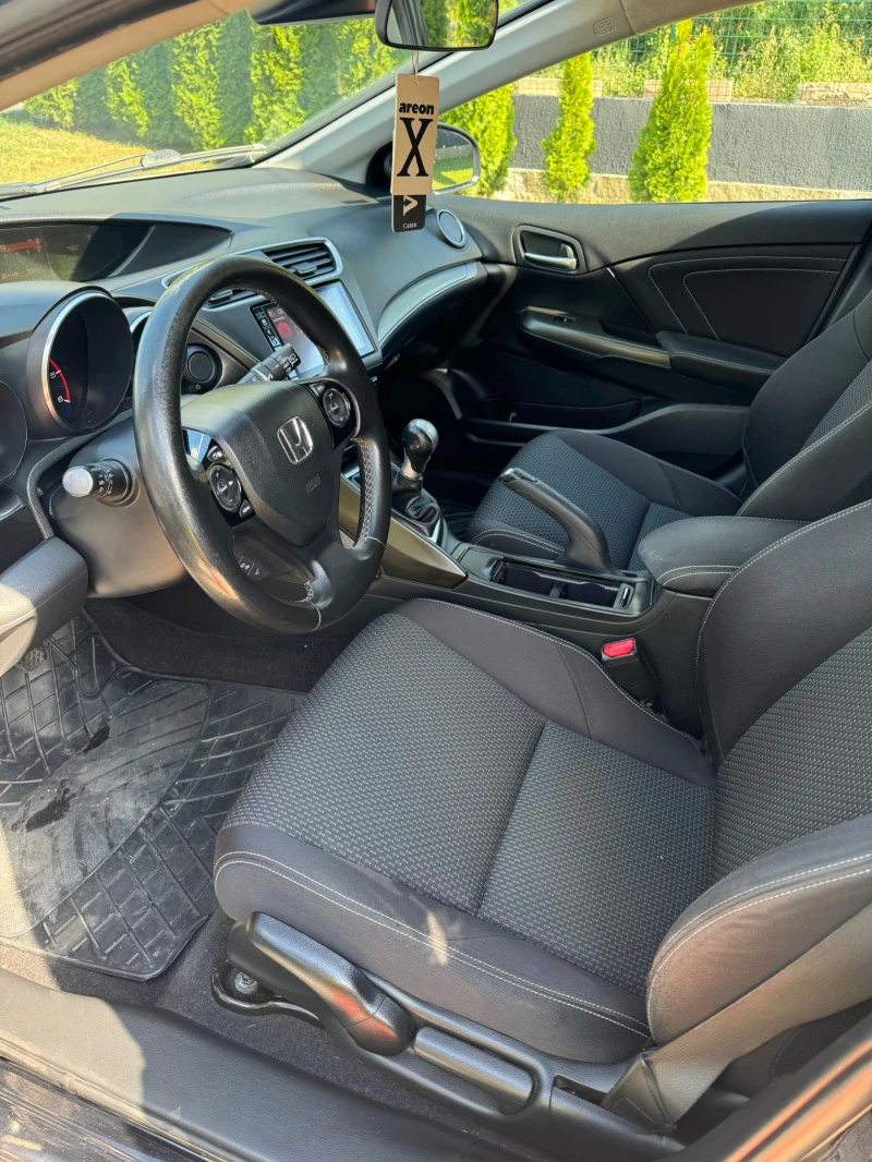 Honda Civic 1.6i- DTEC, снимка 10 - Автомобили и джипове - 48789729