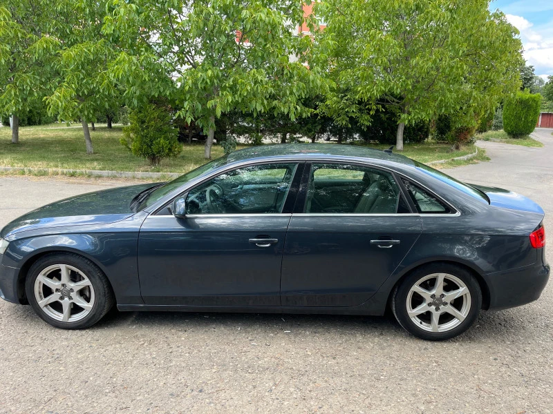 Audi A4 3.2 FSI FULL ЕКСТРИ, снимка 3 - Автомобили и джипове - 46471093