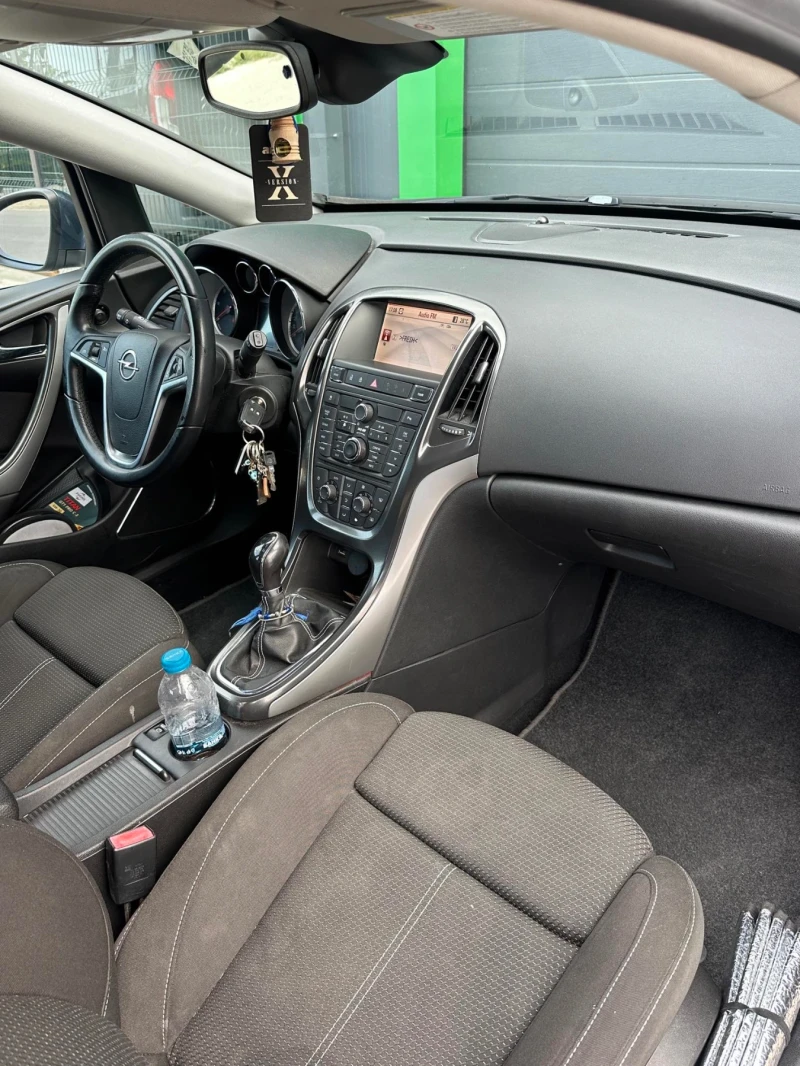 Opel Astra, снимка 2 - Автомобили и джипове - 46976647