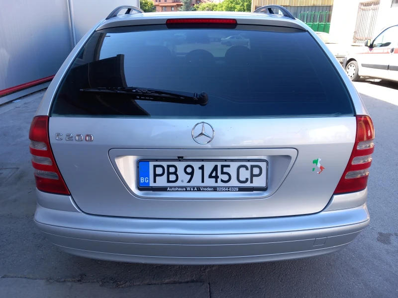 Mercedes-Benz C 180 Газ, снимка 6 - Автомобили и джипове - 48734544