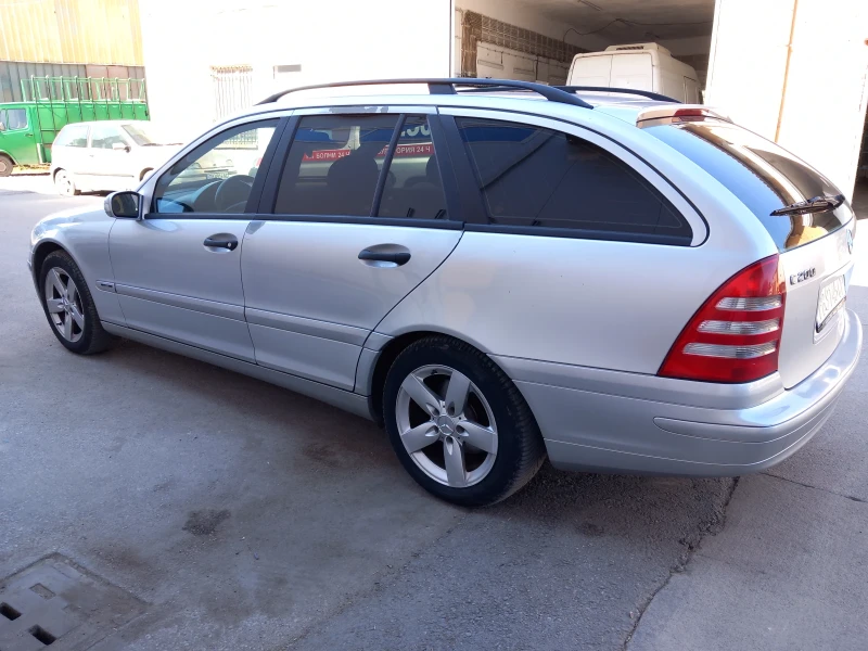 Mercedes-Benz C 180 Газ, снимка 5 - Автомобили и джипове - 48734544