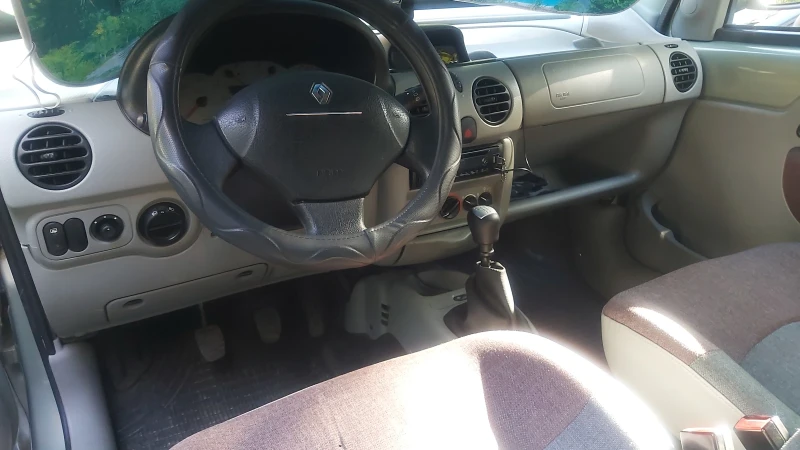 Renault Kangoo 1.9 dci, снимка 7 - Автомобили и джипове - 49153786