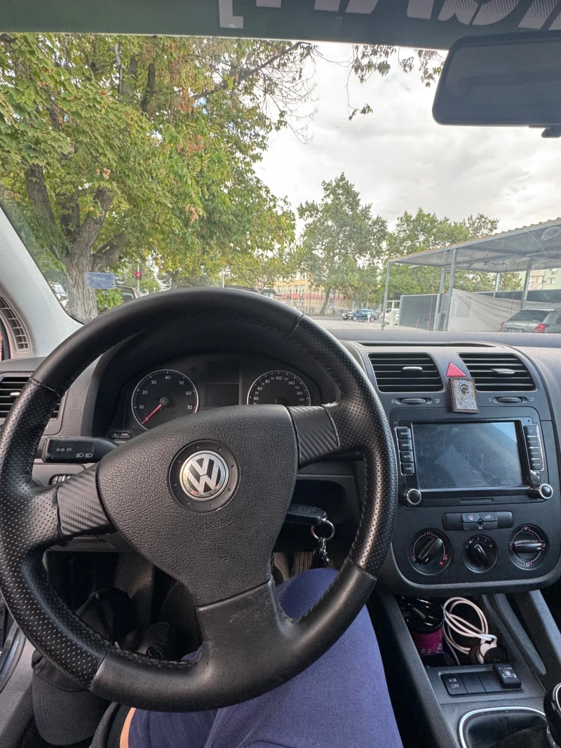 VW Golf, снимка 10 - Автомобили и джипове - 52859816