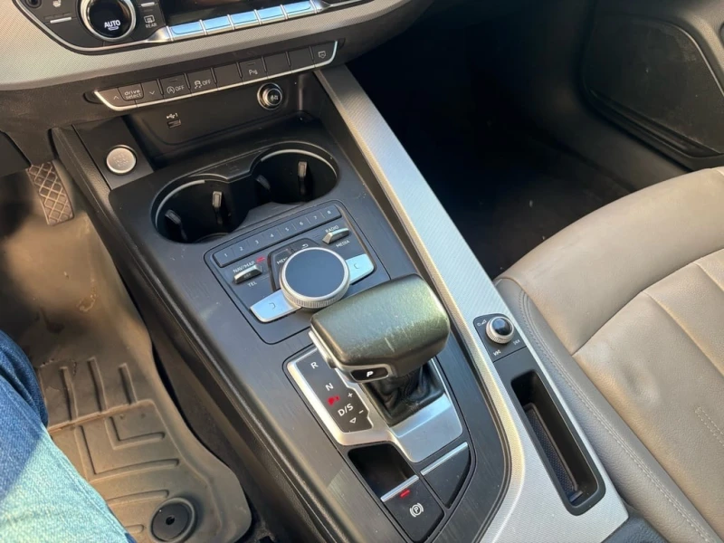 Audi A4 * Progressiv 45 TFSI quattro * CARFAX * ЦЕНА ДО БГ, снимка 15 - Автомобили и джипове - 52879843