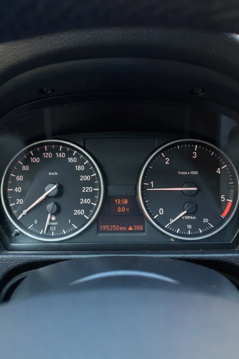 BMW 320 XDRIVE, снимка 8 - Автомобили и джипове - 53134376