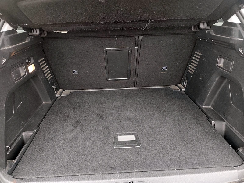 Peugeot 3008 ALLURE 77000 km, снимка 11 - Автомобили и джипове - 53212019