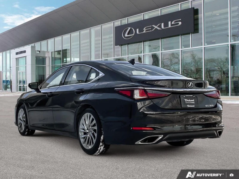 Lexus ES 350 Ultra Luxury * CARFAX * АвтоКредит * (ЦЕНА ДО БГ), снимка 4 - Автомобили и джипове - 53541229