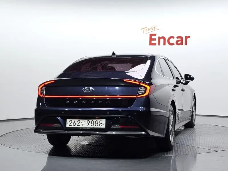 Hyundai Sonata 2.0 PREMIUM, снимка 4 - Автомобили и джипове - 55320380