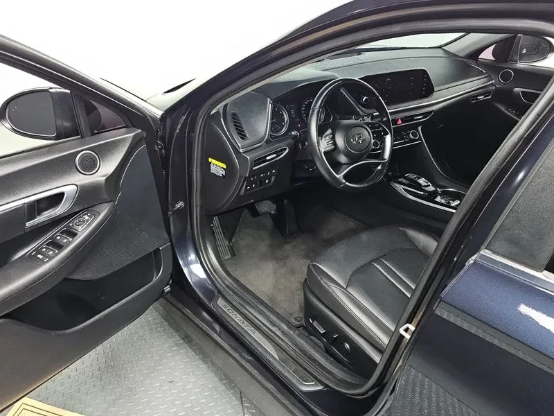 Hyundai Sonata 2.0 PREMIUM, снимка 11 - Автомобили и джипове - 55320380
