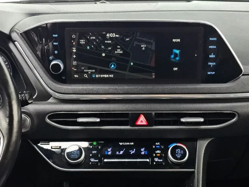 Hyundai Sonata 2.0 PREMIUM, снимка 15 - Автомобили и джипове - 55320380