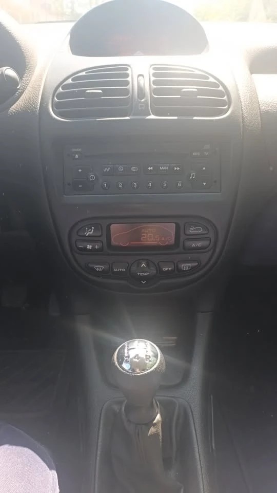 Peugeot 206 1.6, снимка 4 - Автомобили и джипове - 56575880