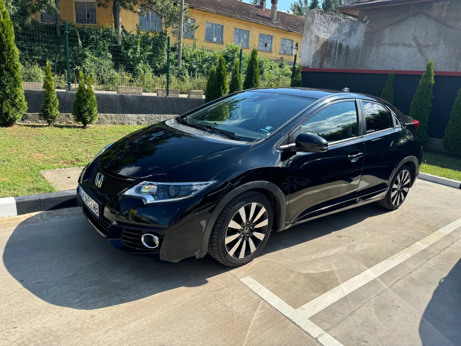 Honda Civic 1.6i- DTEC - изображение 3