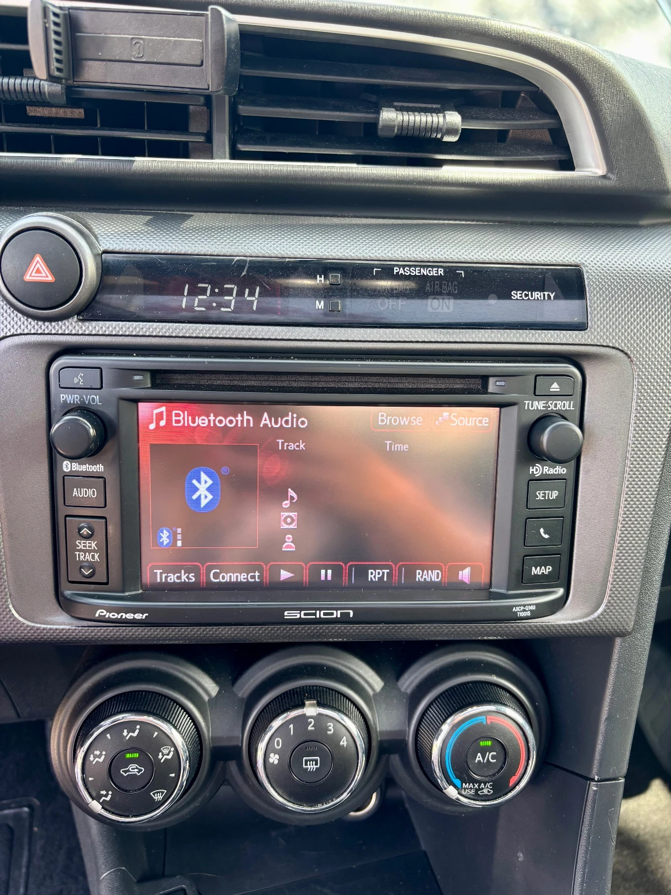 Toyota Scion 2.0 - изображение 8