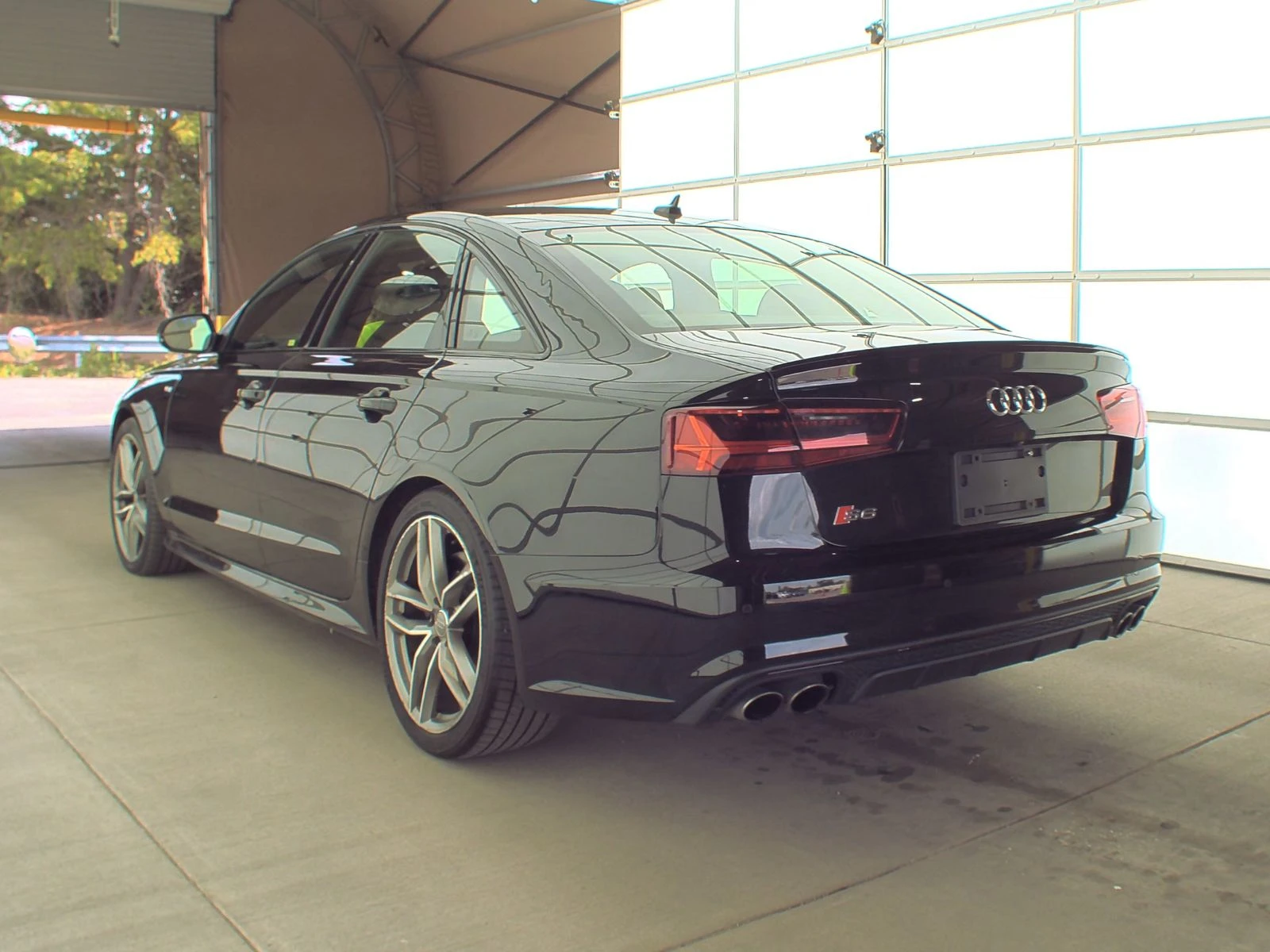 Audi S6 PRESTIGE* 360* HEADUP* BOSE* VALCONA* KEYLESS*  - изображение 6