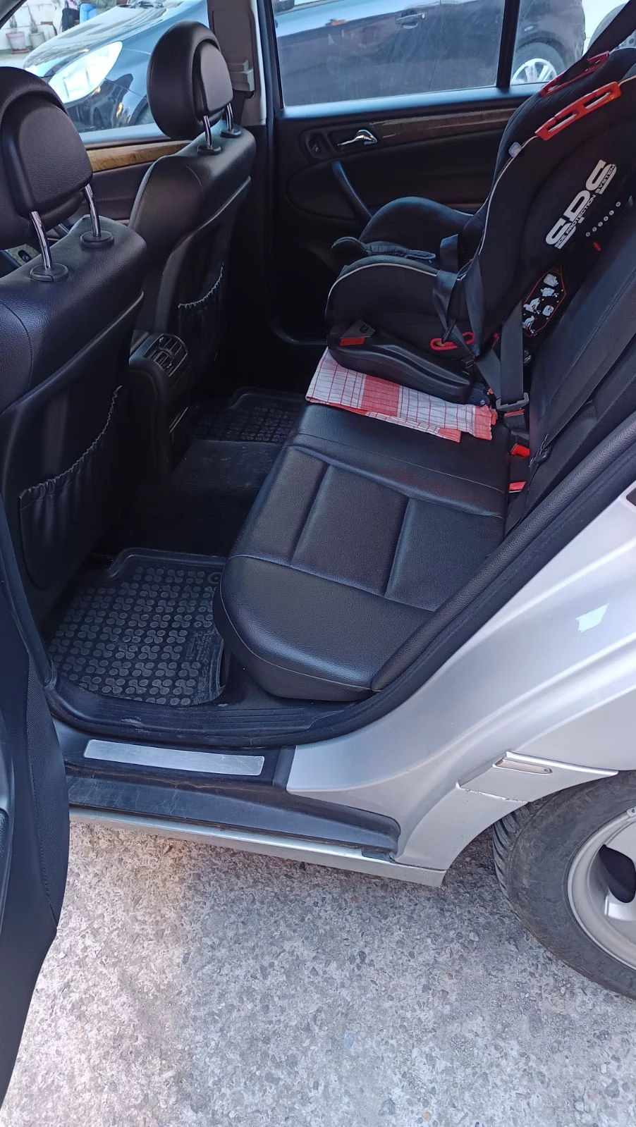 Mercedes-Benz C 200 kompresor - изображение 5