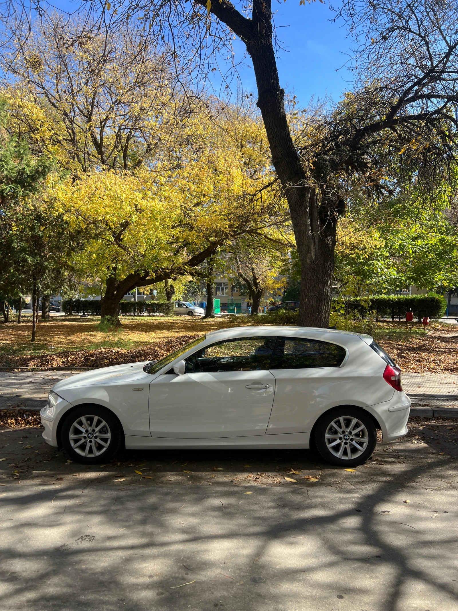 BMW 118  - изображение 7