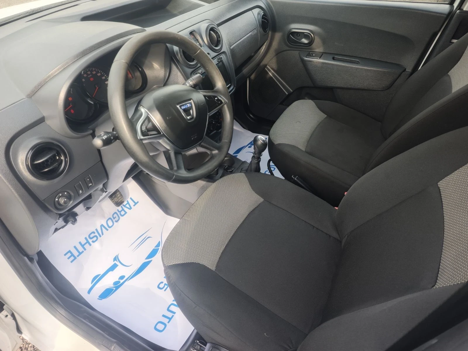 Dacia Dokker 1.5/95KC, снимка 9 - Автомобили и джипове - 53884425