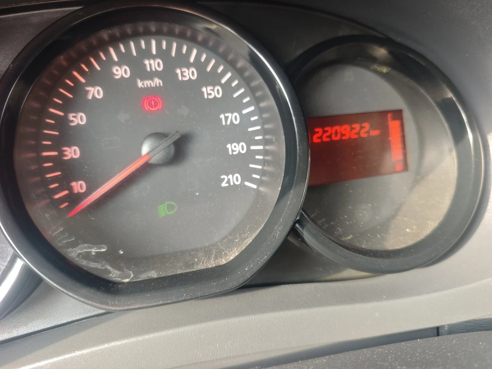 Dacia Dokker 1.5/95KC, снимка 12 - Автомобили и джипове - 53884425